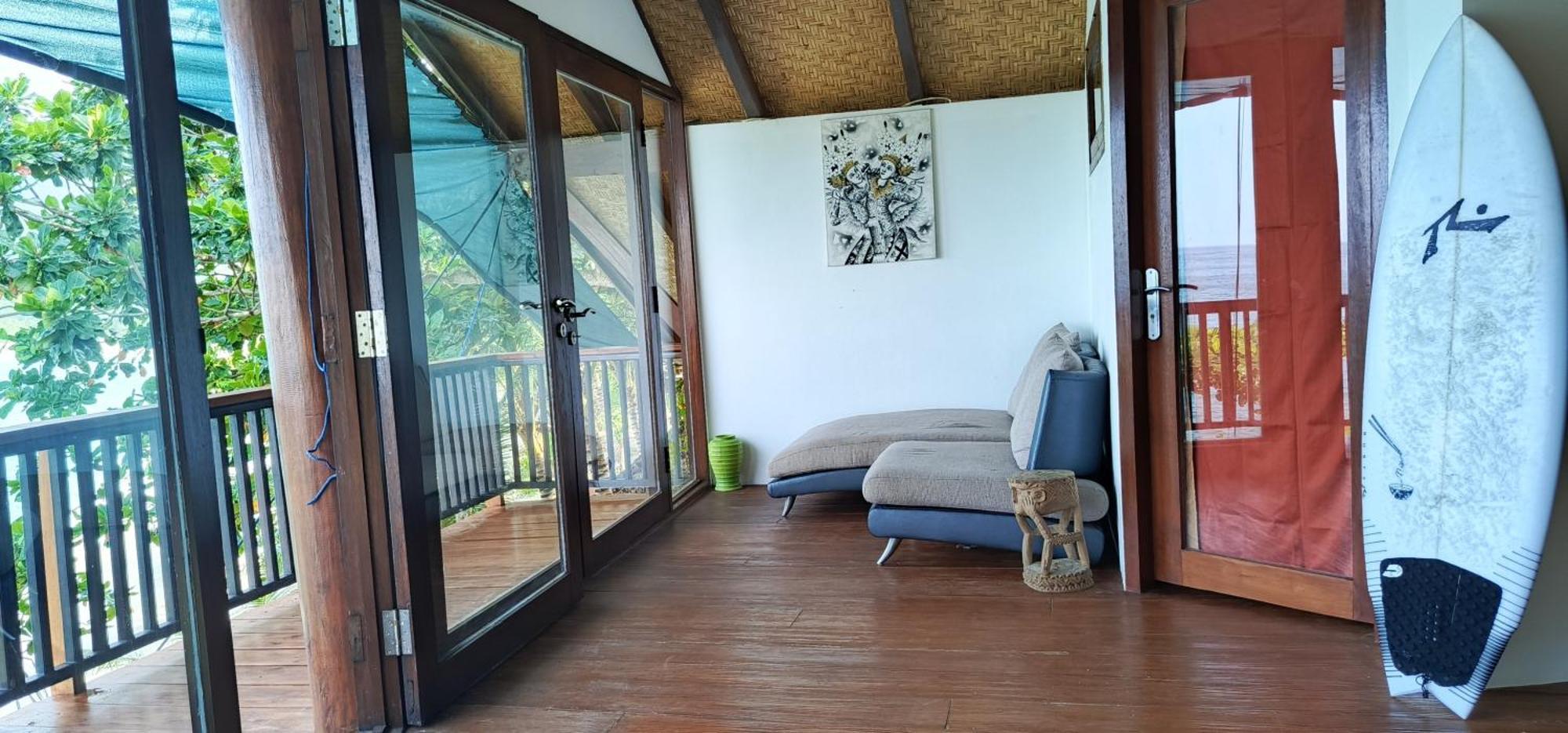 Castaway Surf Retreat 1 Hotel Sekongkang Exterior photo